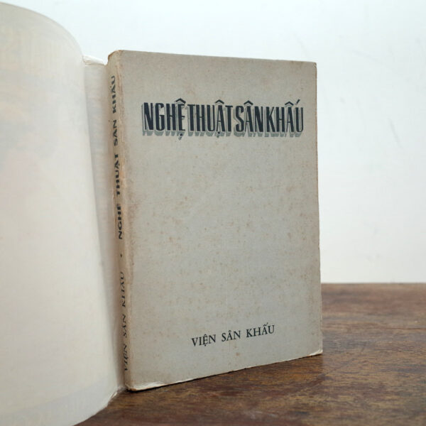 NGHỆ THUẬT SÂN KHẤU - Hình ảnh 2