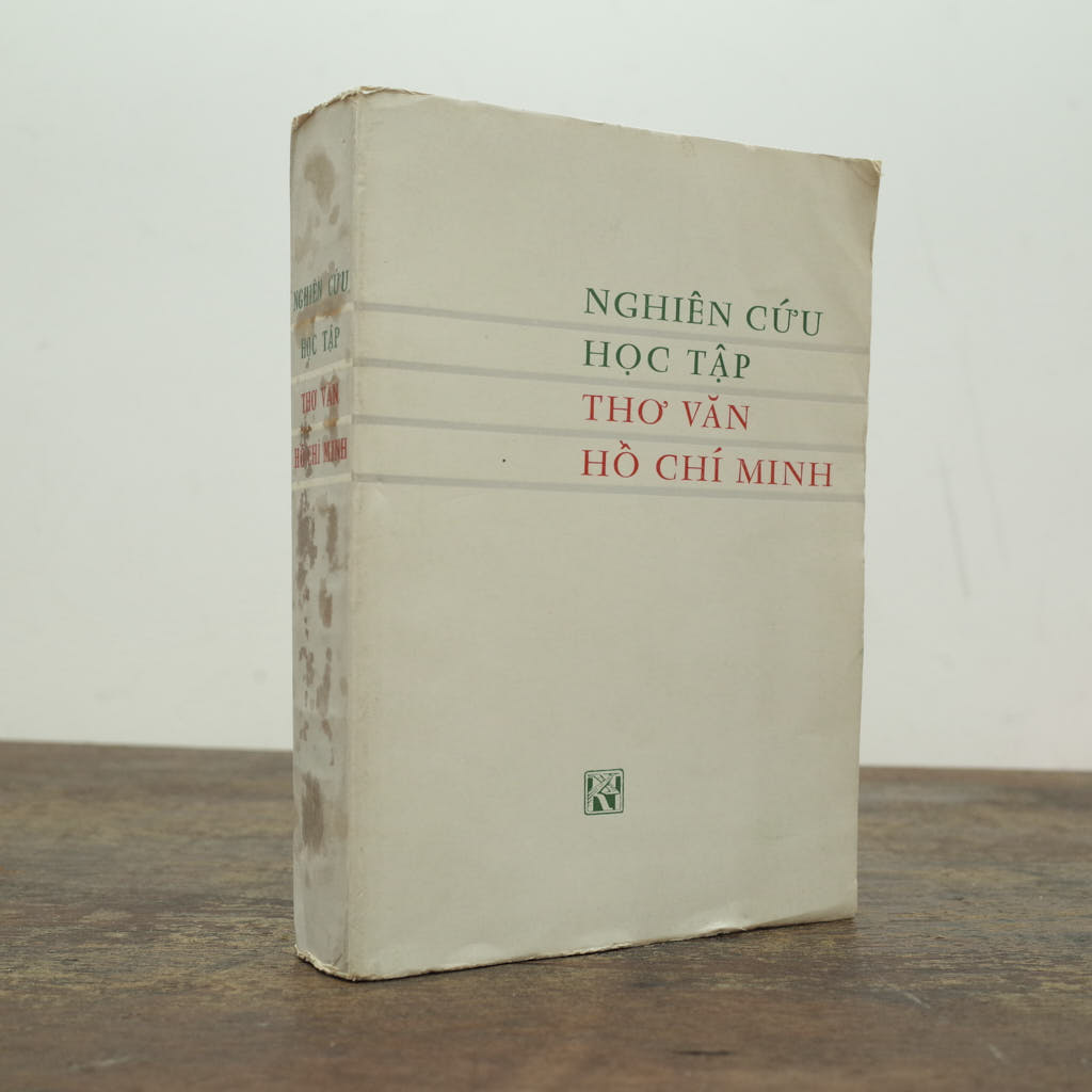 NGHIÊN CỨU HỌC TẬP THƠ VĂN HỒ CHÍ MINH