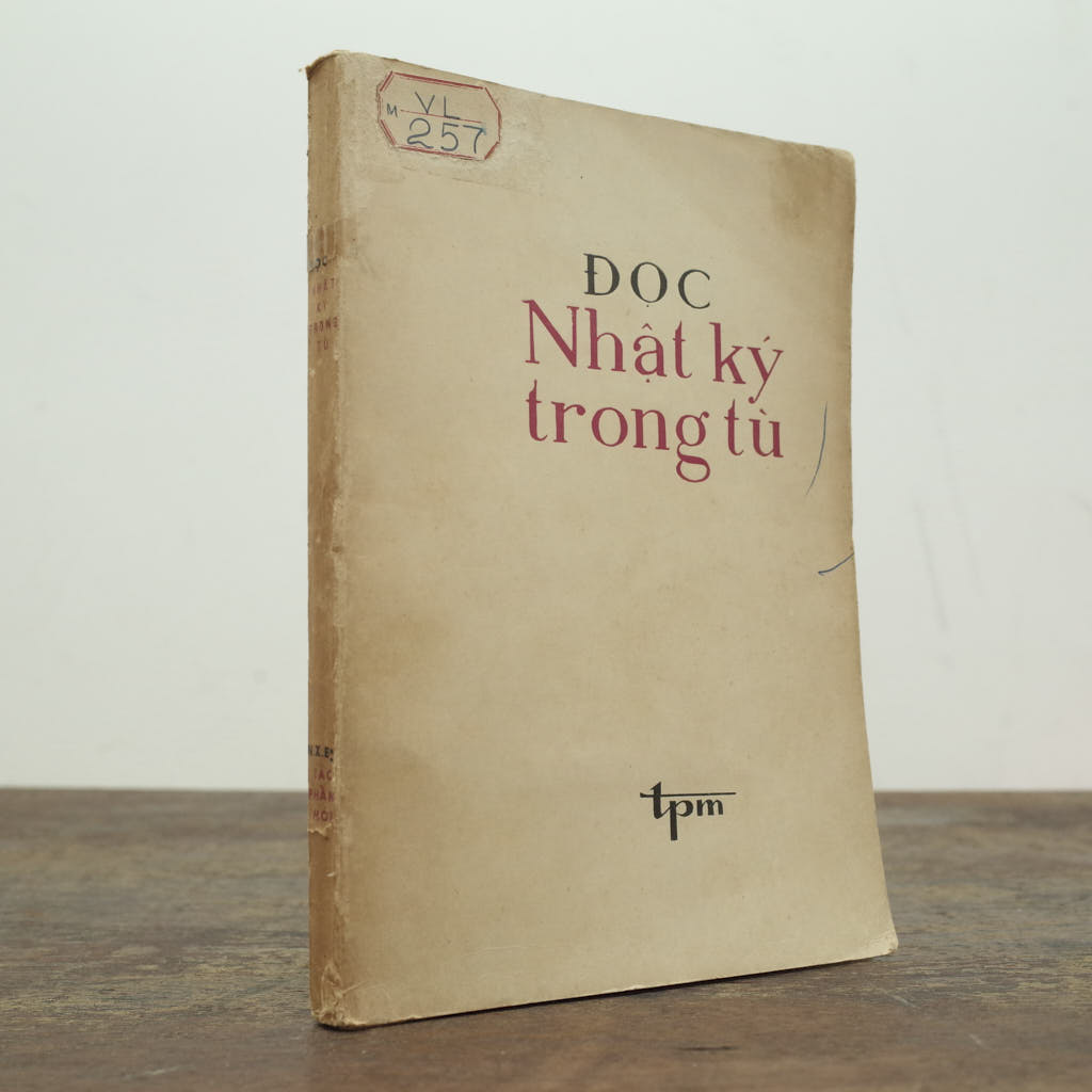 ĐỌC NHẬT KÝ TRONG TÙ